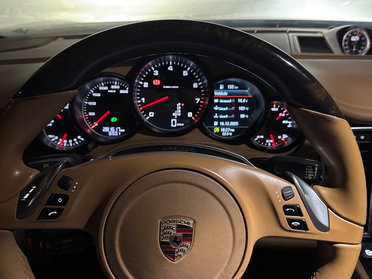 بورش باناميرا Porsche Panamera 2011 GCC V6-3.6