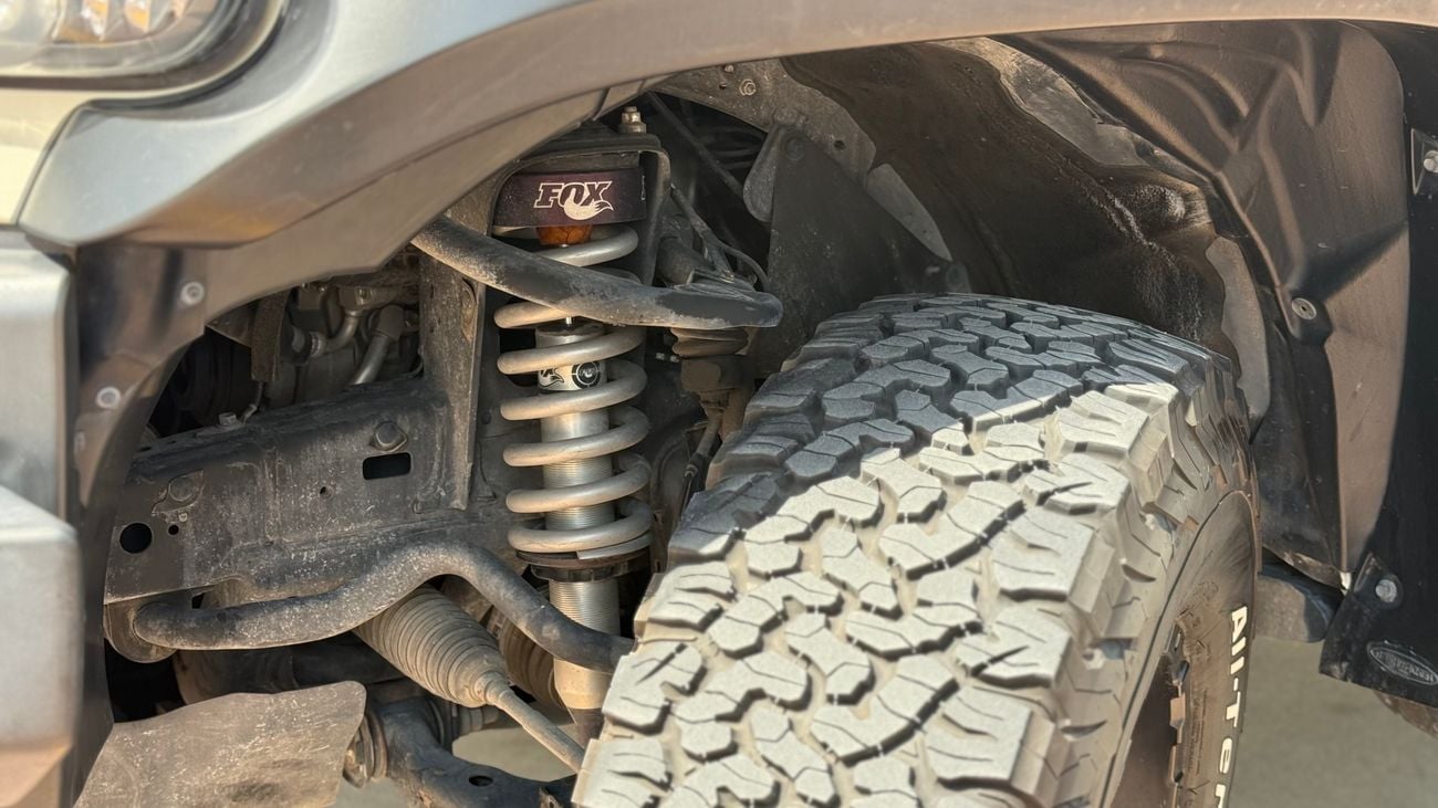 تويوتا إف جي كروزر