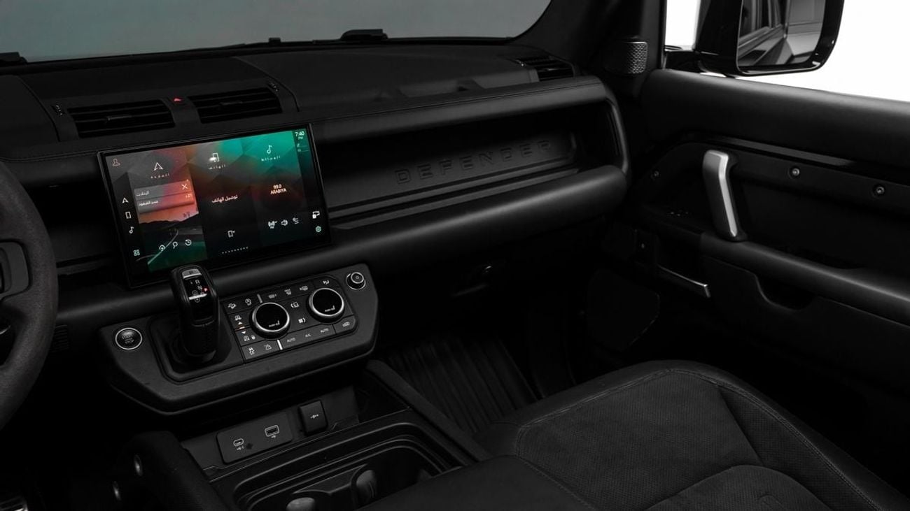 لاند روفر ديفندر V8 Edition P525 - 2023 -  Euro Specs