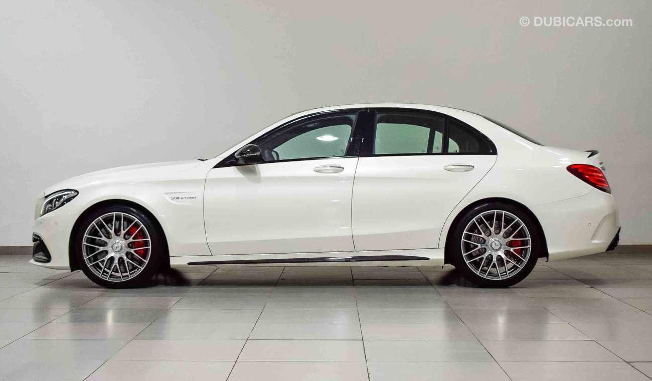 Mercedes-Benz C 63 AMG S low mileage HOT DEAL NOVEMBER OFFER!!