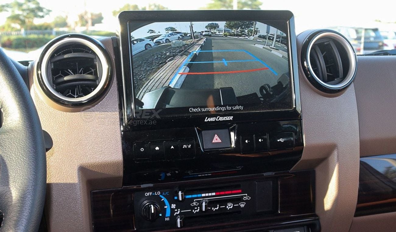 تويوتا لاند كروزر 70 2025 Model Toyota Land Cruiser Hardtop LC76, 2.8L Diesel 4WD 6A/T