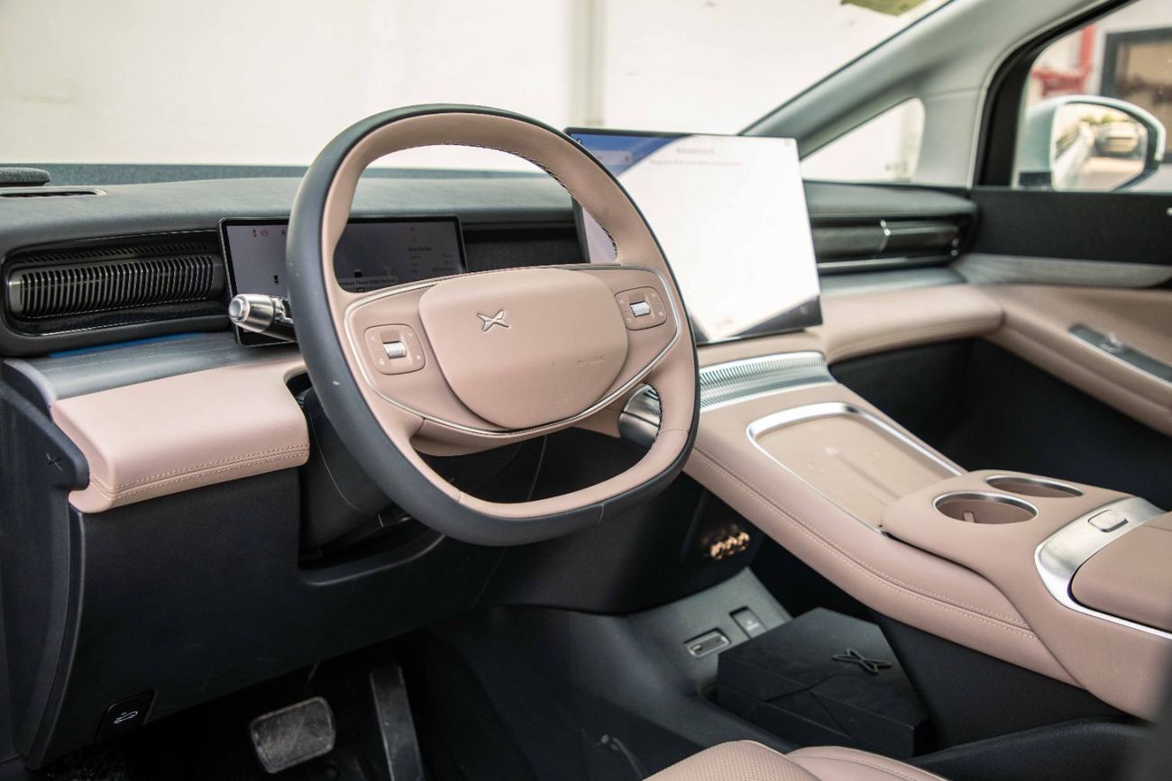 Xpeng X9 2024 Xpeng G9 Pro - White Inside Brown | Export Price