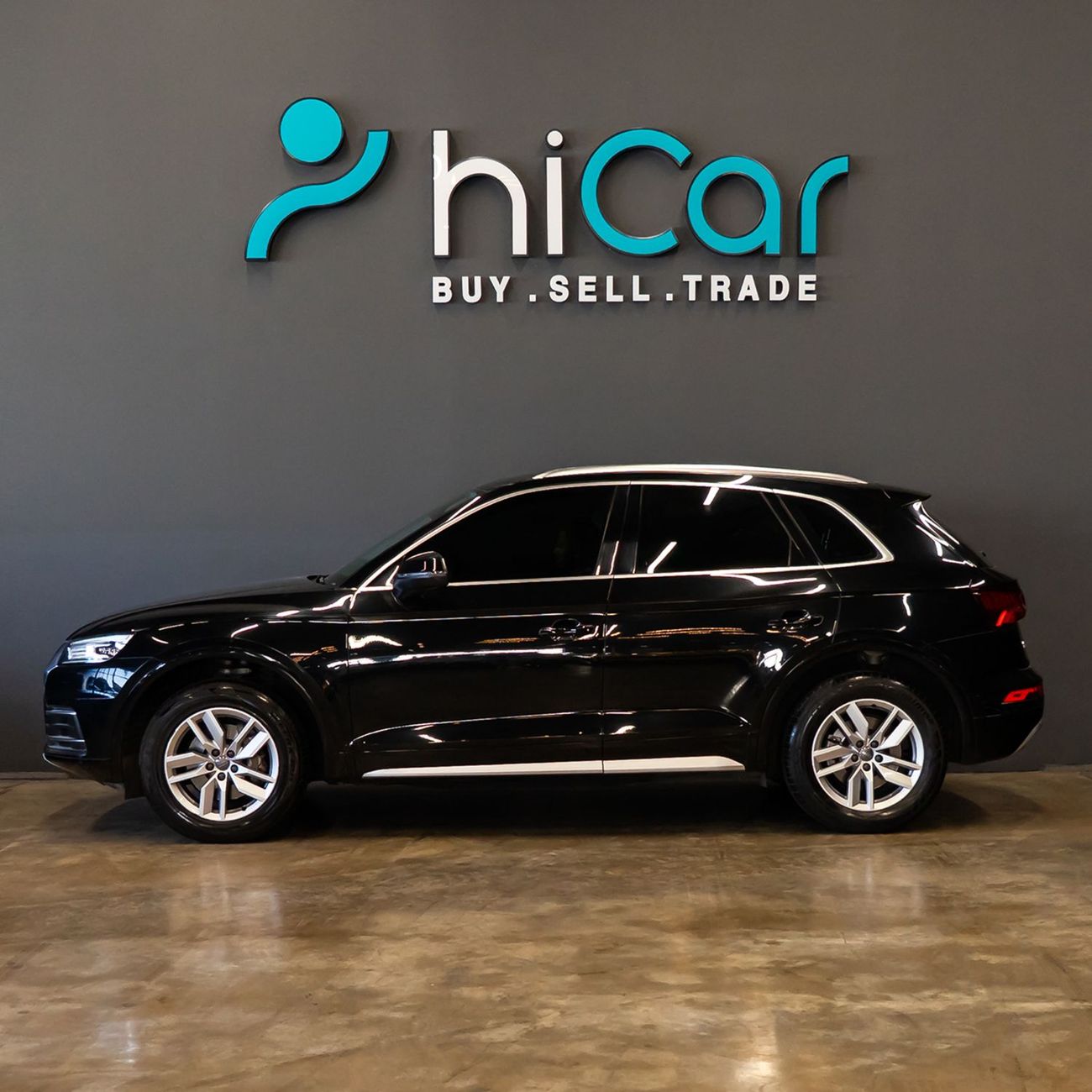 Audi Q5 45 TFSI Quattro 2.0L AED 1,628 pm • 0% Downpayment • Audi Q5 45Tfsi • 1 Year Warranty