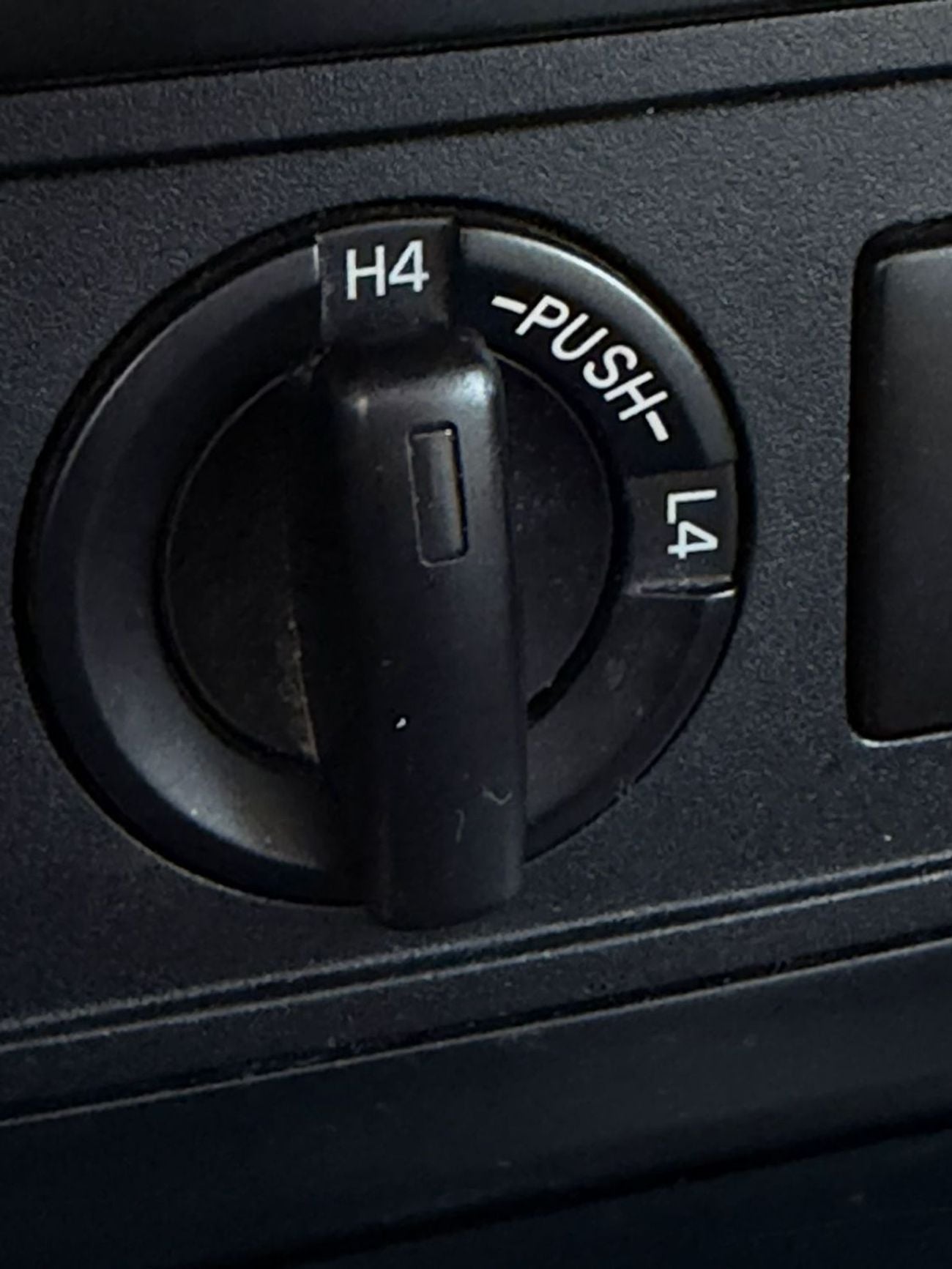 Toyota Prado full option, sunroof