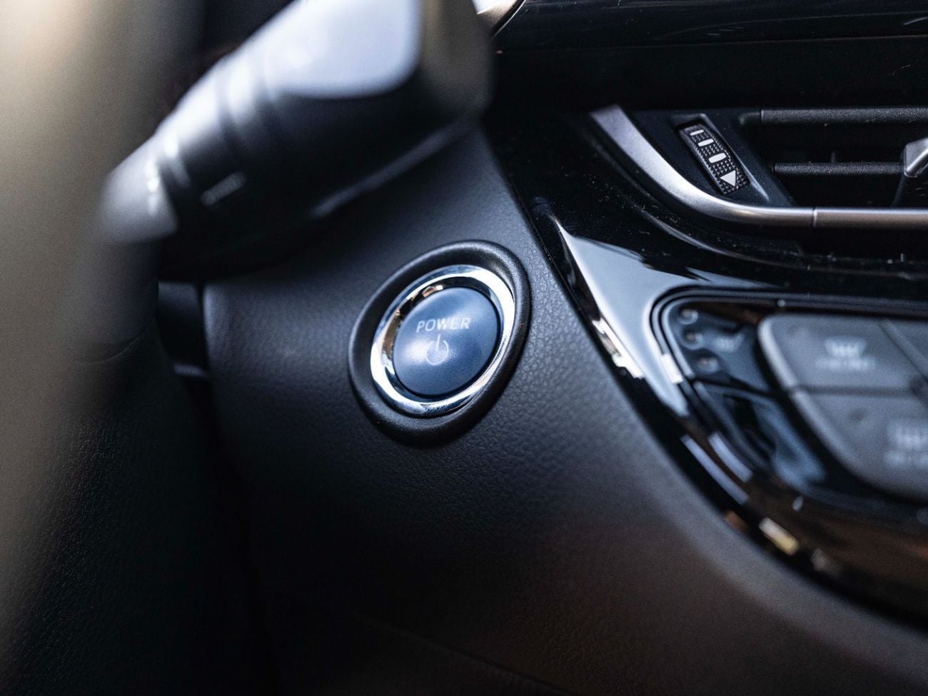 Toyota CHR GX 1.8L (96 HP)