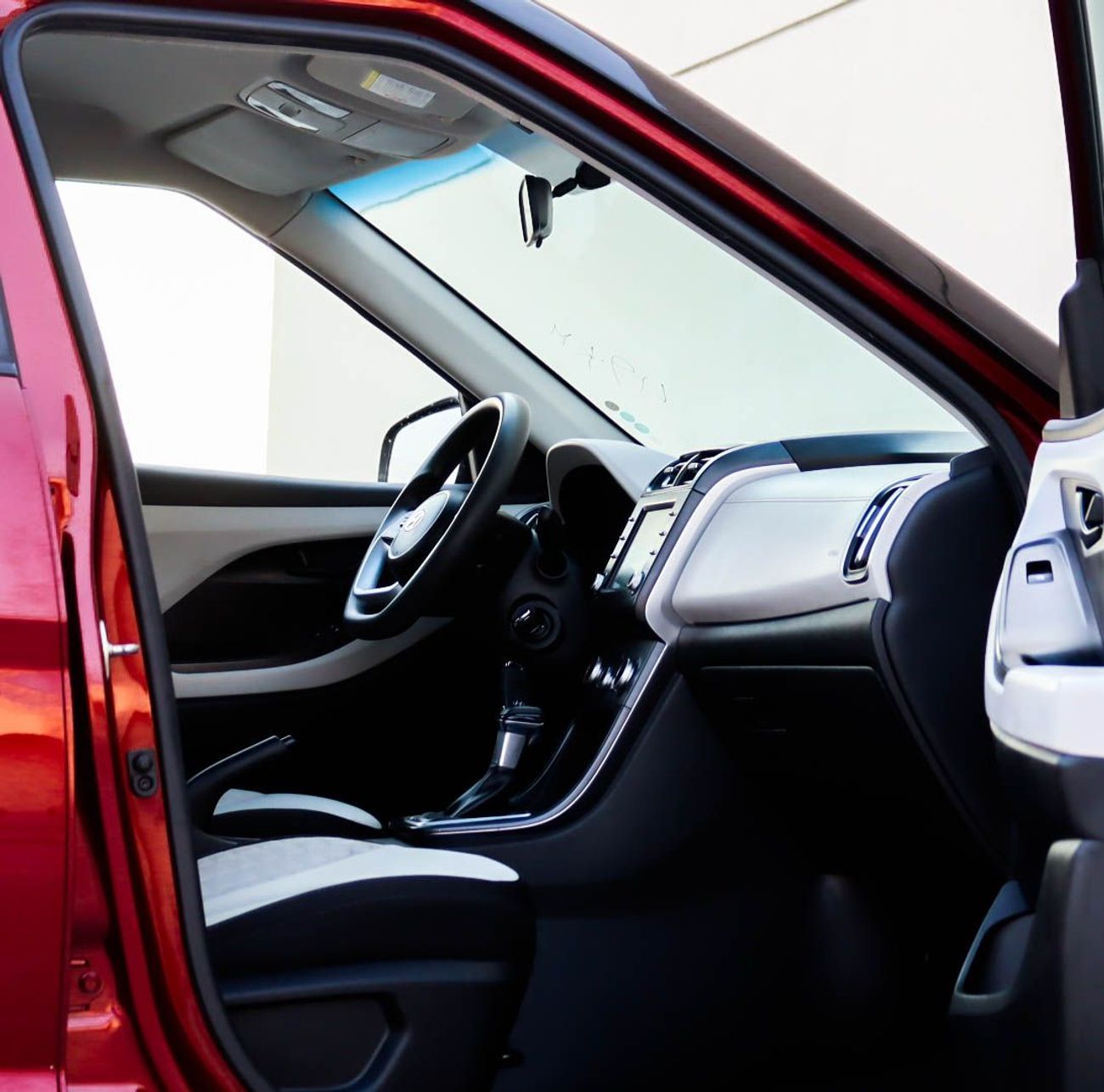 Hyundai Creta Std 1.5L Hyundai Creta | 1.5 L | 2022 | GCC | Accident-Free | In Excellent Condition | 739 P.M