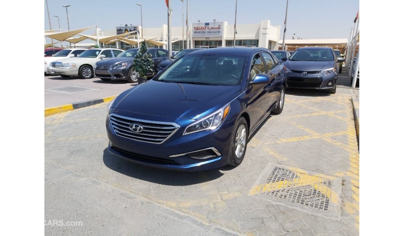 Hyundai Sonata SE - Very Clean Car