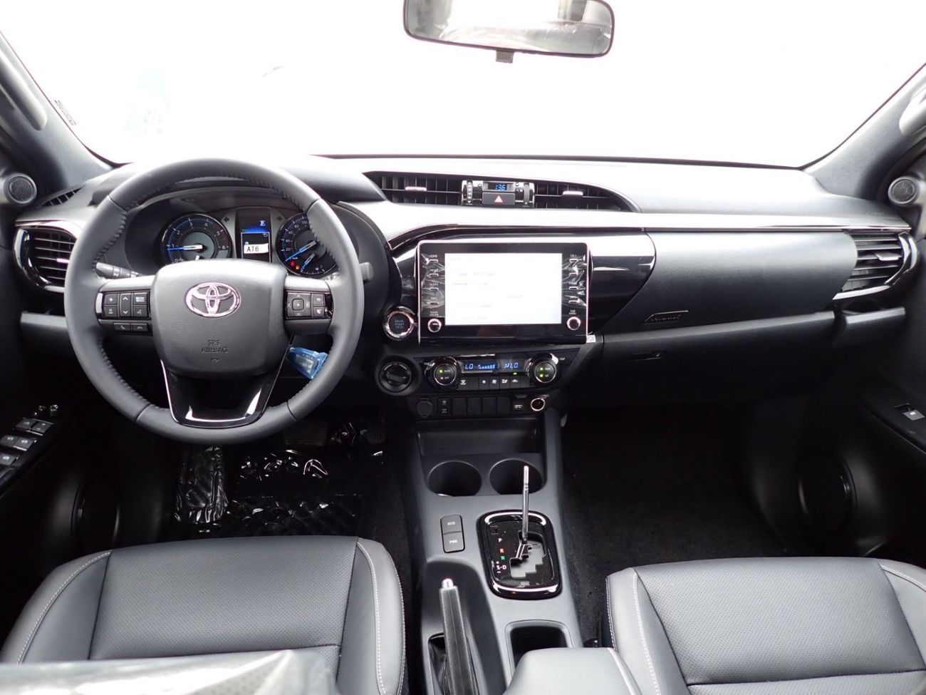 Toyota Hilux 2025 Toyota Hilux Adventure Double Cab Pickup 2.8L 4-Cyl Turbo Diesel A/T 4x4 Only for Africa