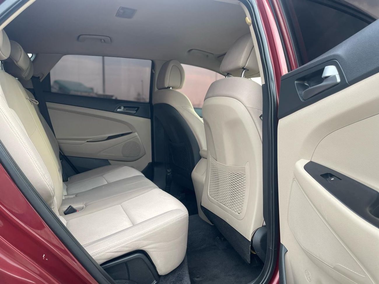 Hyundai Tucson 2018 Hyundai Tucson 2.0L V4 GDi SEL Premium Edition With Apple/Android Play & Electric Seat -