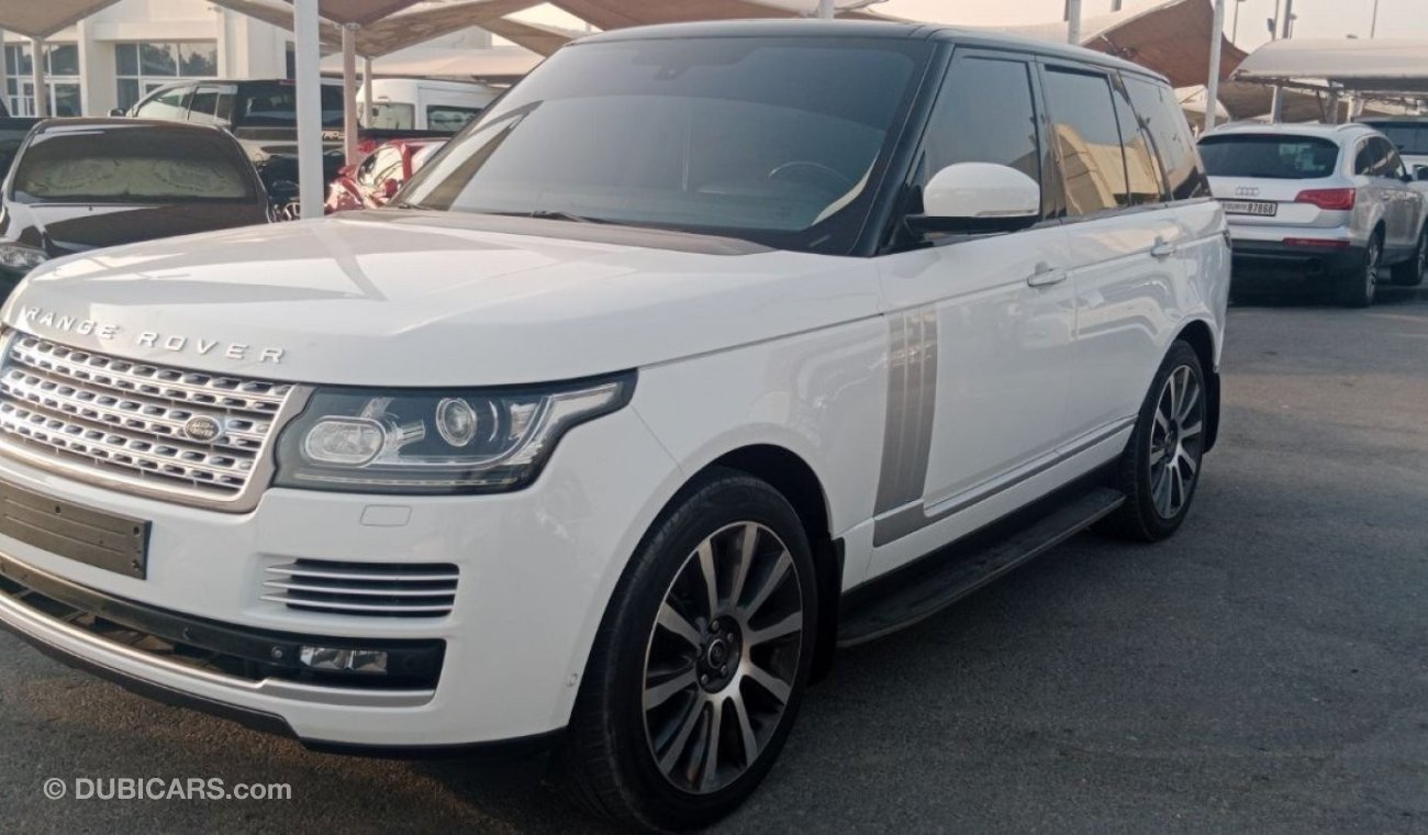 Land Rover Range Rover Vogue SE Supercharged Very good car no accident no paint first owner without any scratches service by agency