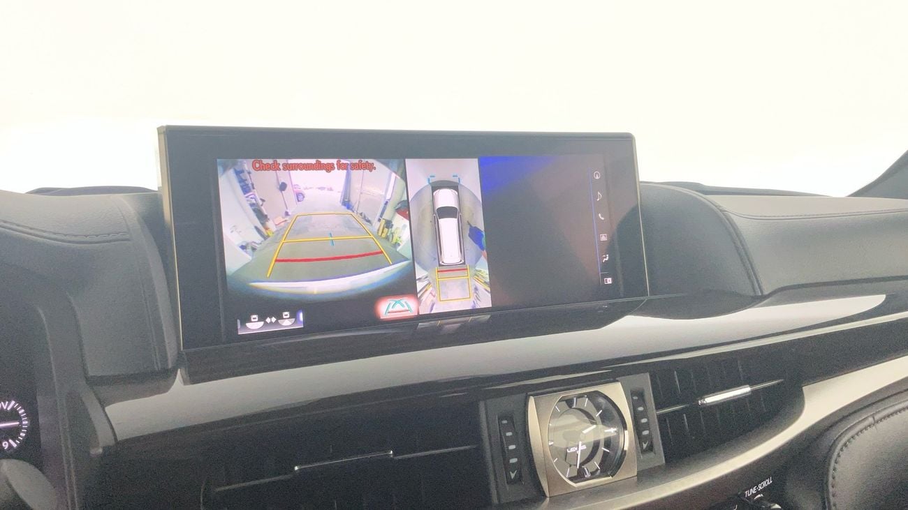 Lexus LX 570 Platinum 5.7L Platinum | Guaranteed Warranty | 0 Down Payment