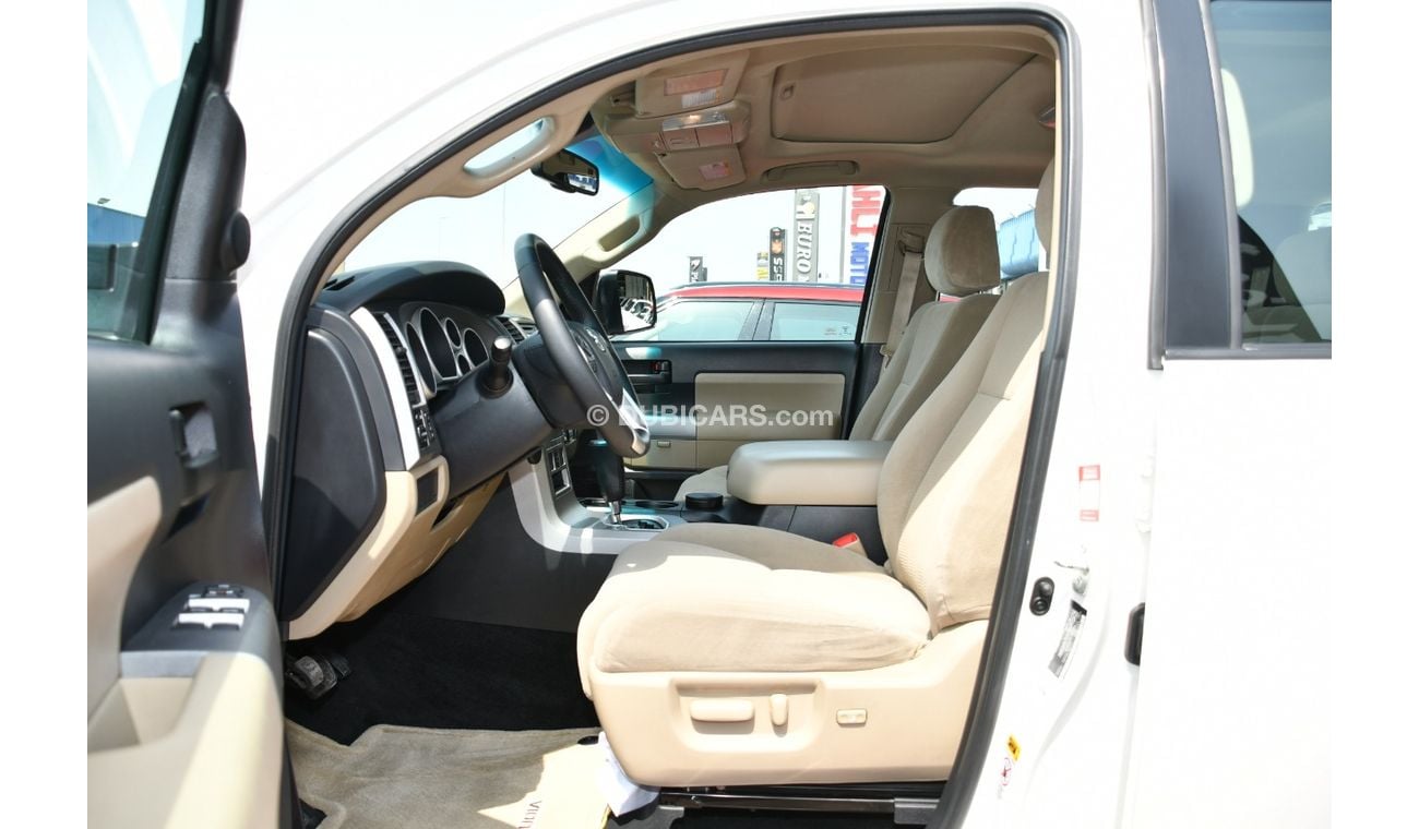 تويوتا سيكويا 4WD NO accidents 2015 GCC