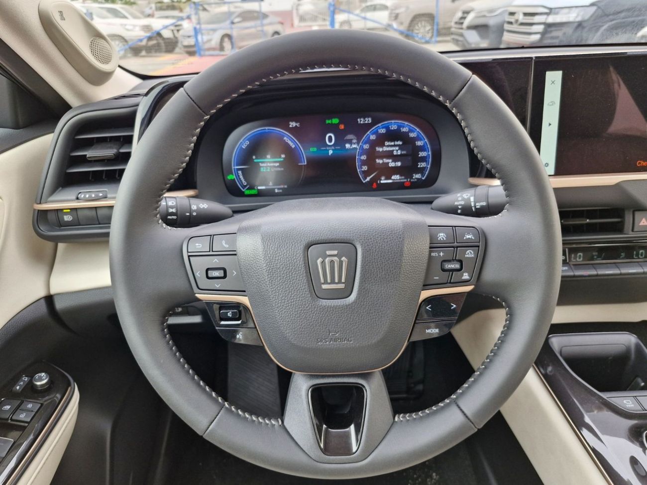 تويوتا كراون 2025 TOYOTA CROWN 2.5L HYBRID FWD GCC BRAND NEW 0KM