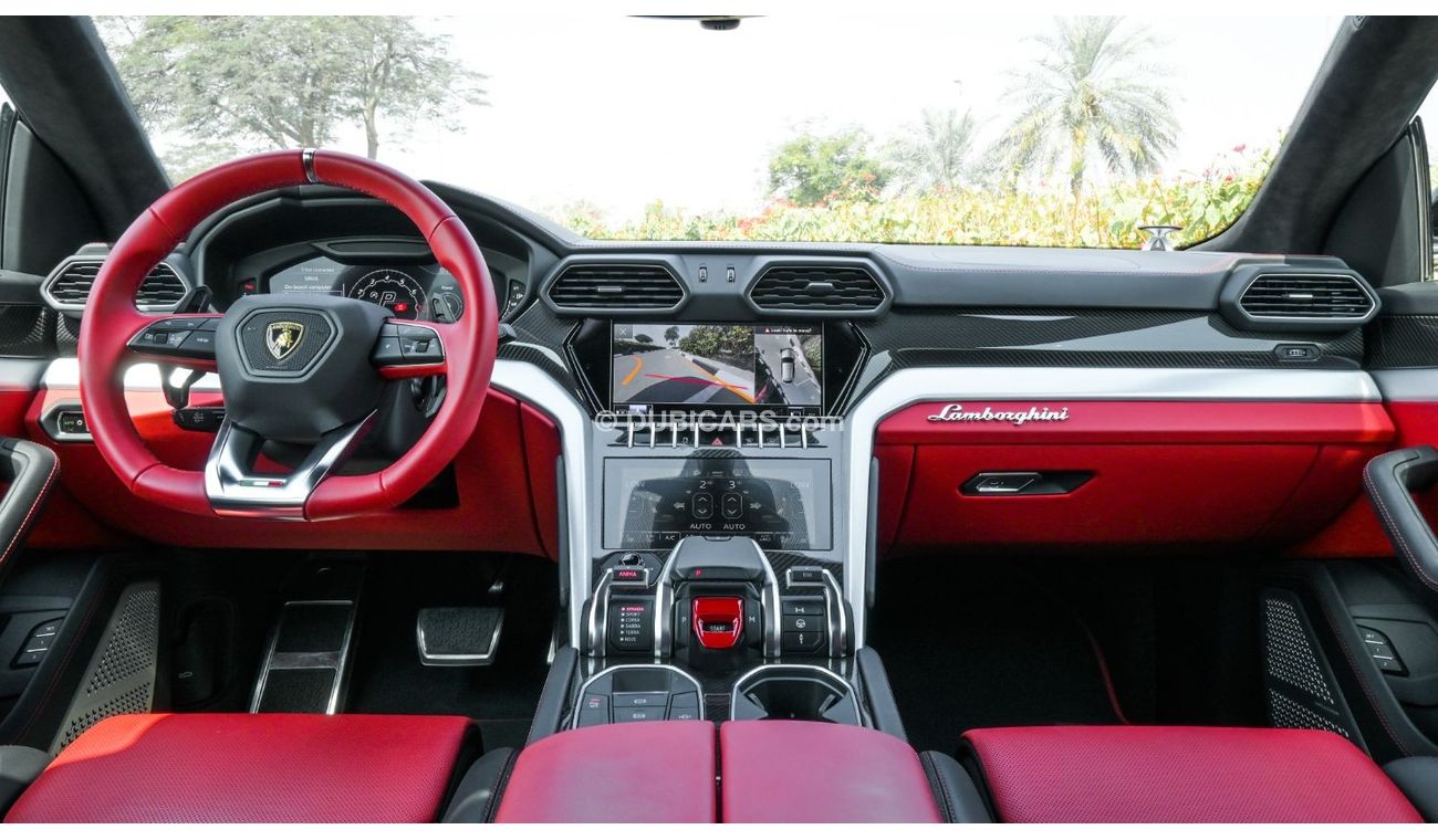 Lamborghini Urus 4.0T Lamborghini Urus | Perfect Condition with Warrant and service contract | Full Carbon Interior 2