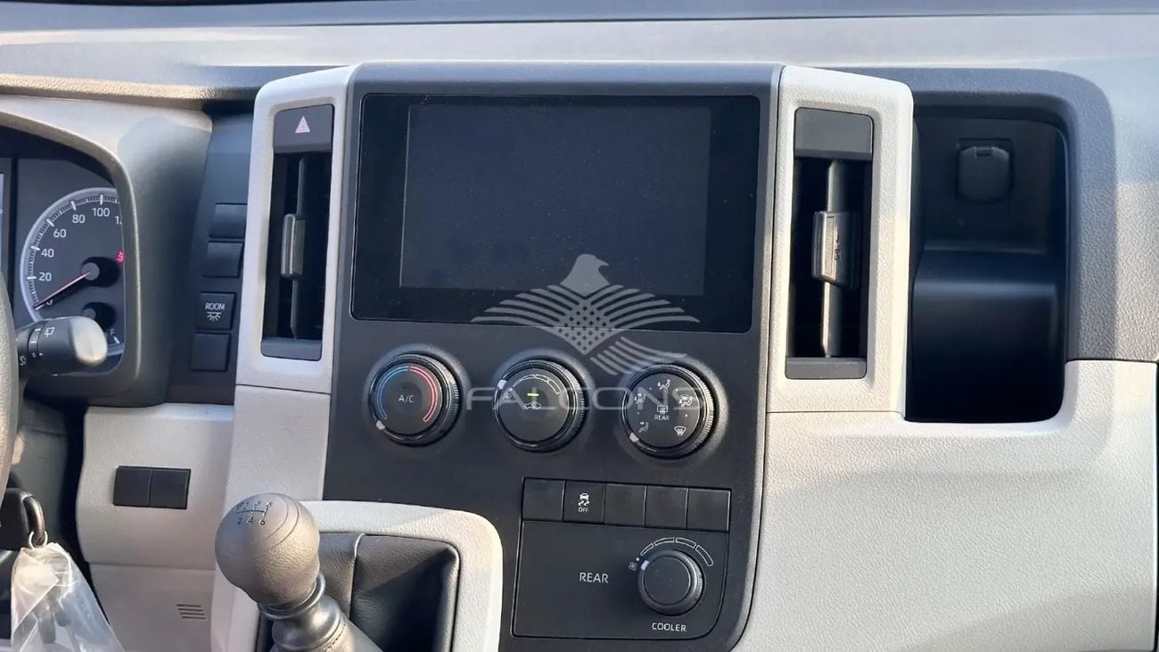 Toyota Hiace DX