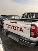 تويوتا هيلوكس 2.7L - Super White Inside Red