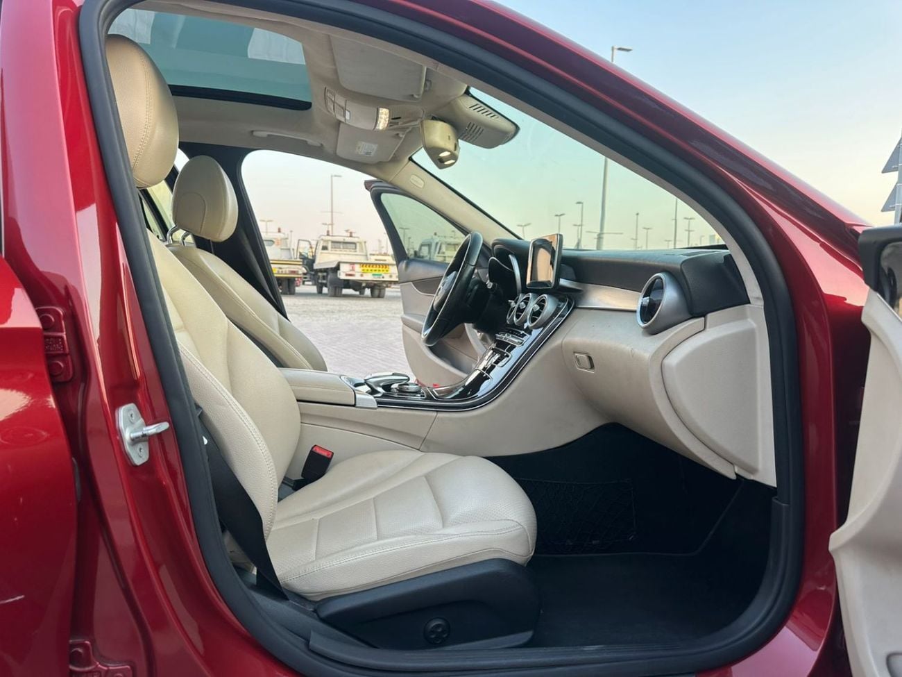 Mercedes-Benz C 300 Luxury 2.0L