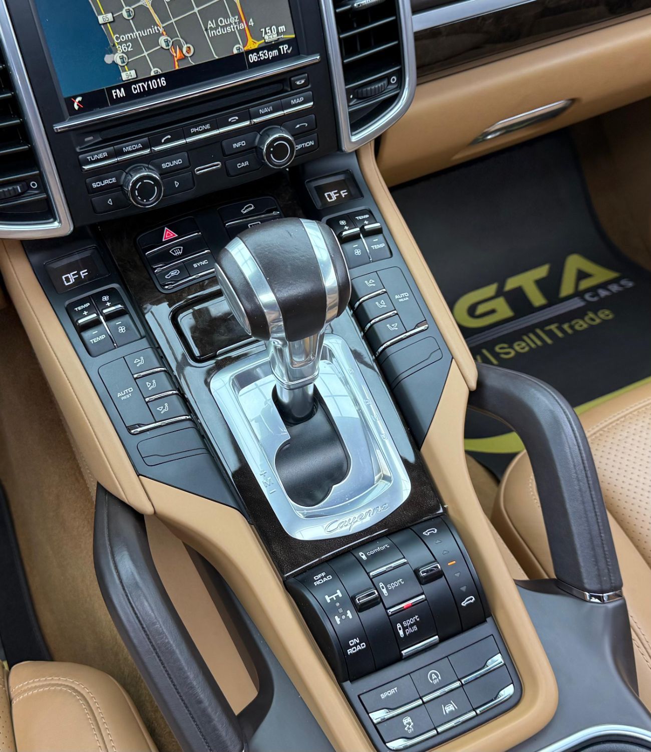 Porsche Cayenne 2016 Porsche Cayenne S, Full Porsche Service History, Low Km, Fully Loaded, Excellent Condition, GCC