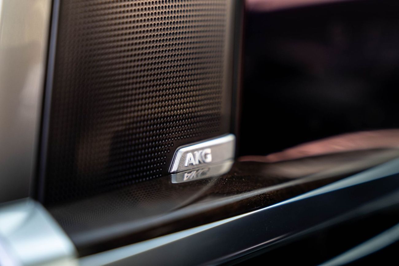 Cadillac Escalade Sport Platinum 6.2L 4WD Sport Platinum 2025 Brand New American Specs 6.2L V8