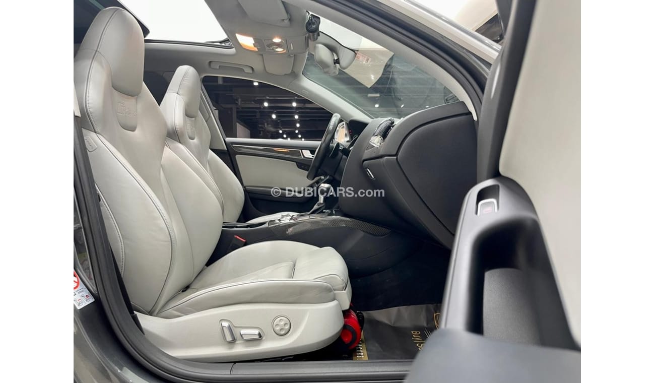 Audi RS4 2016 Audi RS4 Quattro, Full Service History, Warranty, GCC