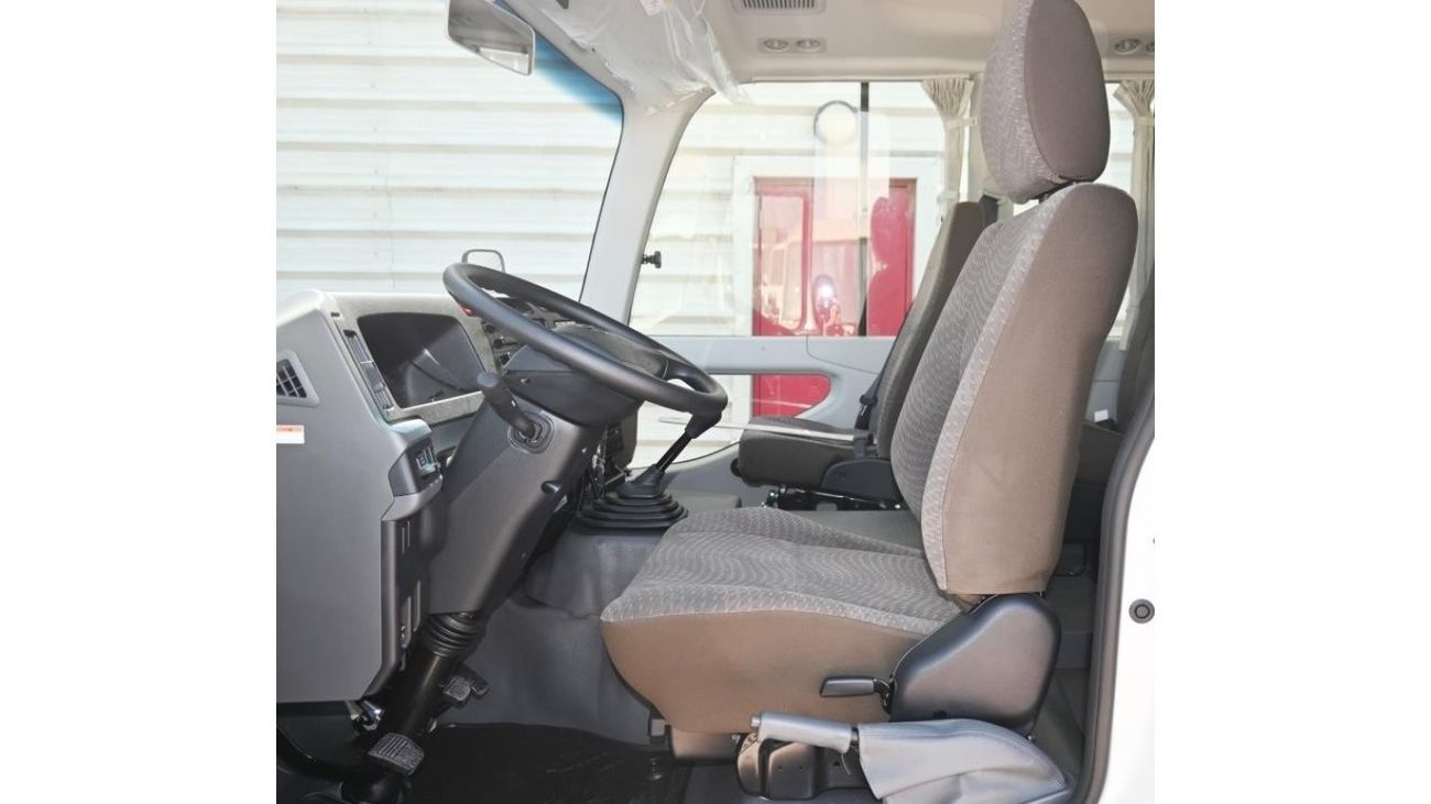 Toyota Coaster V6 4.2L DSL 23 Seater GCC Specs 2023YM