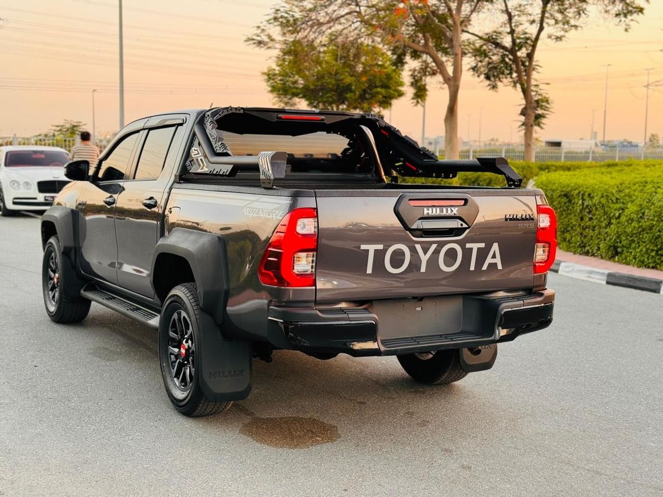 تويوتا هيلوكس -