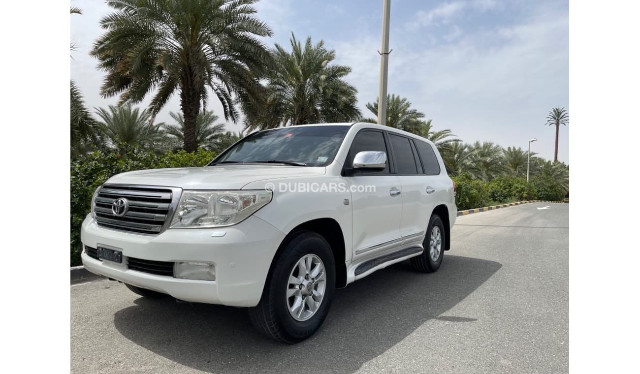 تويوتا لاند كروزر Toyota Land Cruisers  GXR V6 mobile 2010 Excellent Conditio  (Gcc- SPEC)  VERY GOOD CONDITION