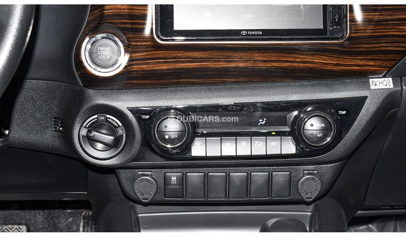 Toyota Hilux 2023 Toyota Hilux 4x4 Double Cab 2.7L HI SR5 Petrol AT | Wooden Dash | Black inside black - Export O