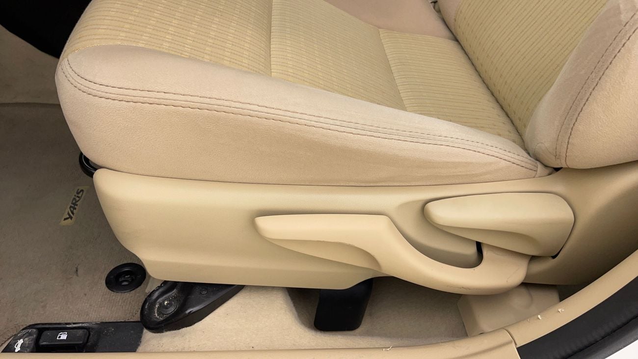 تويوتا يارس SE 1.5 | بدون دفعة مقدمة | اختبار القيادة في المنزل