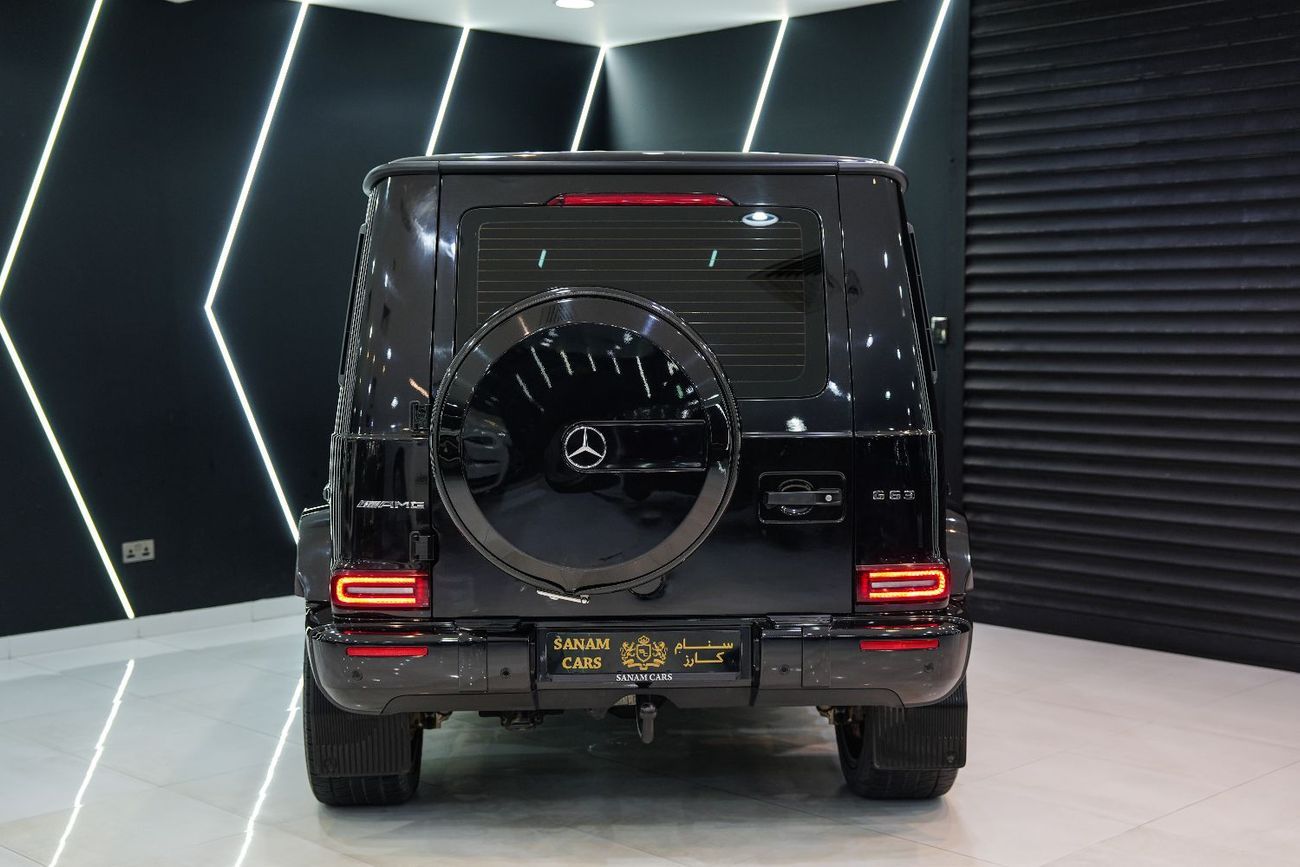مرسيدس بنز G 63 AMG Night Package, Carbon Fiber Interior, GCC Specs!!