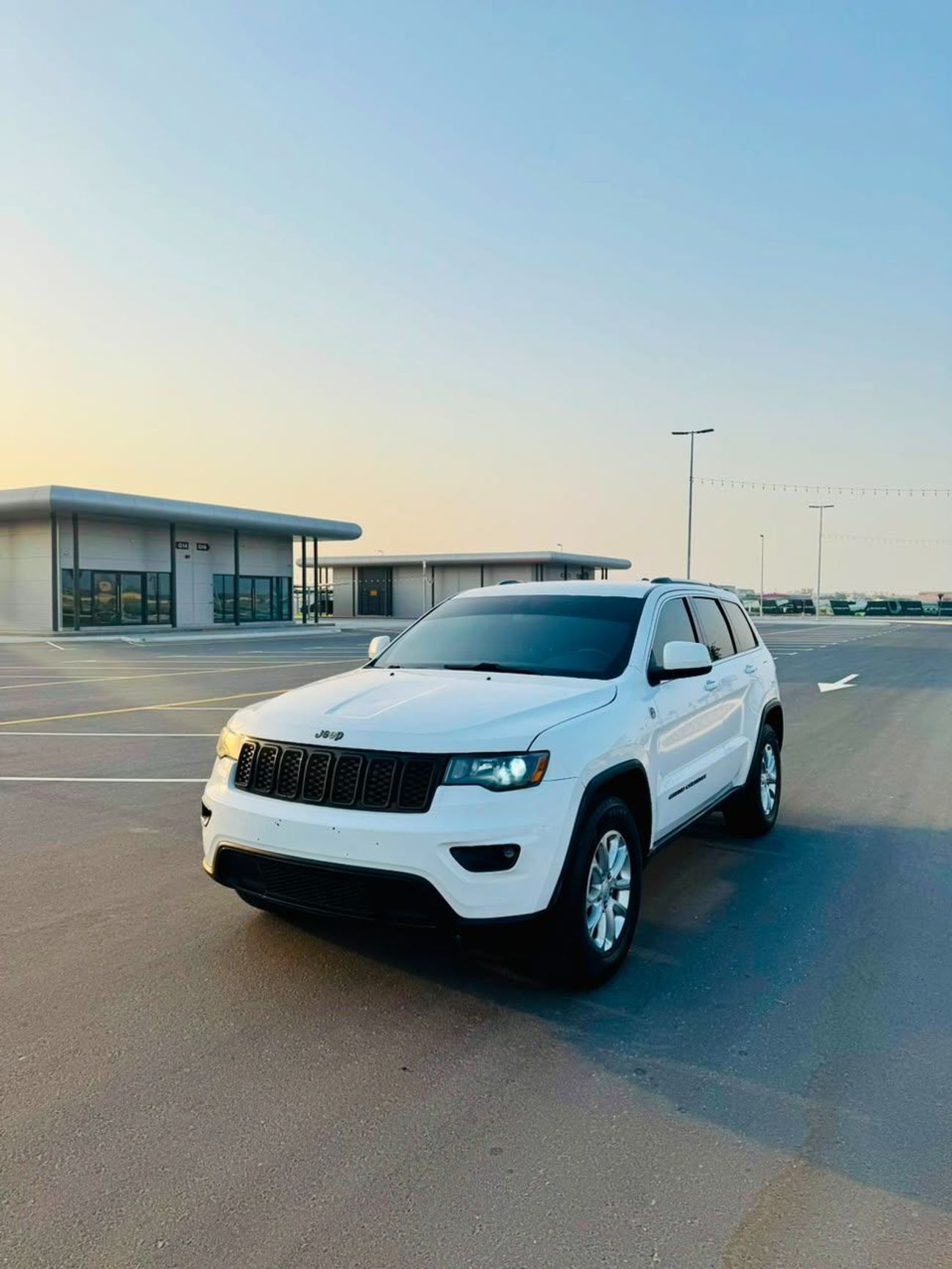 Jeep Grand Cherokee LAREDO