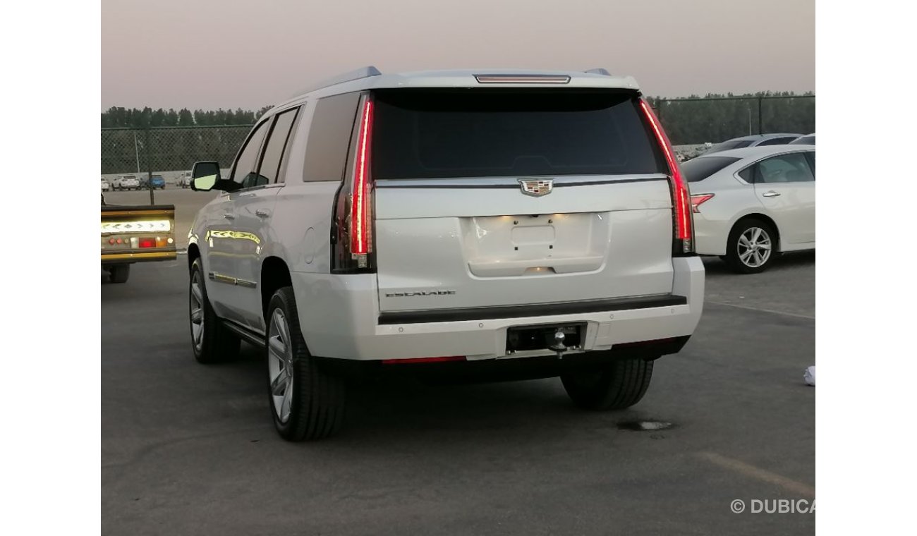 Cadillac Escalade Cadillac Escalade platinum 2016 GCC Specefecation Very Clean Inside And Out Side Without Accedent No