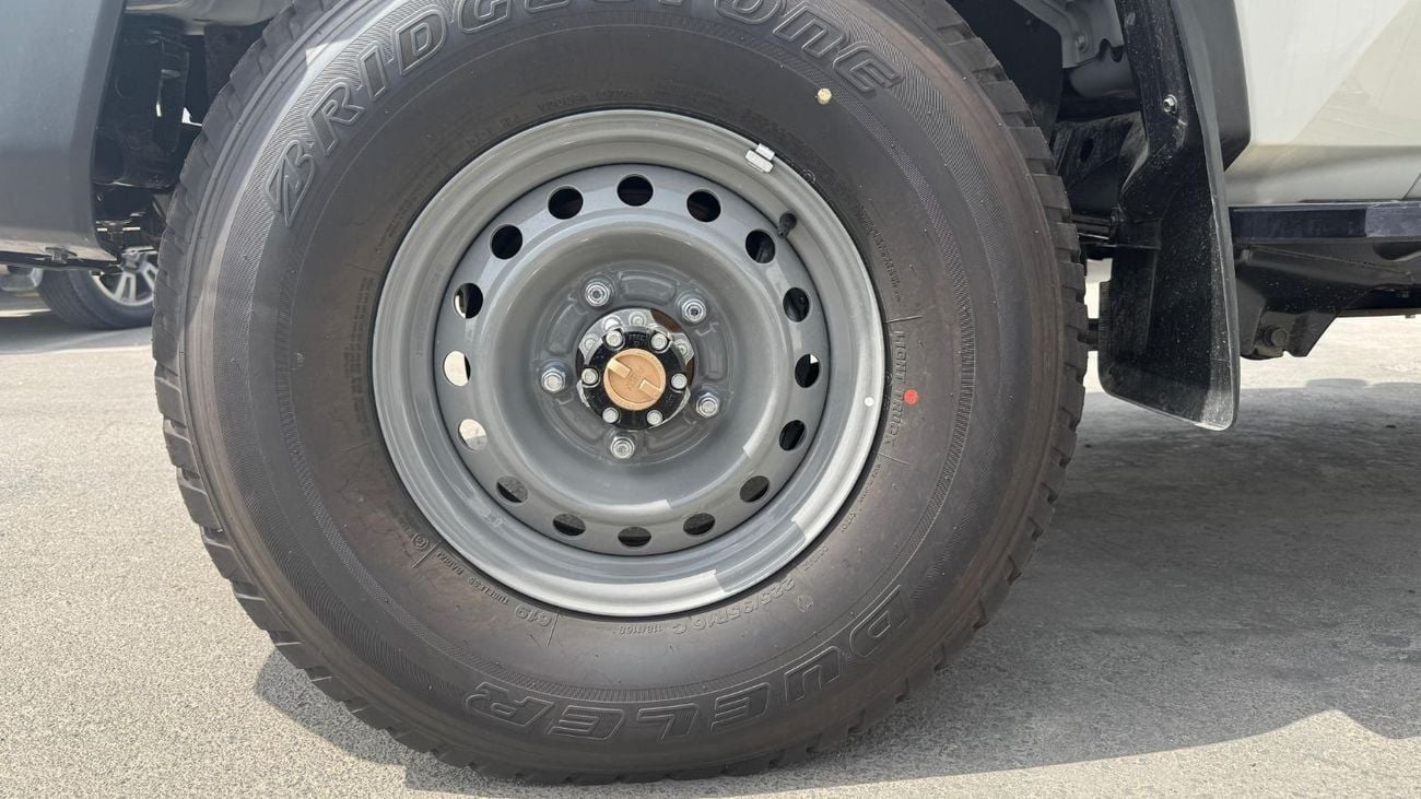 Toyota Land Cruiser 70 LAND CRUISER HARDTOP LC78 4.2L DIESEL 2024 MODEL YEAR WHITE COLOR