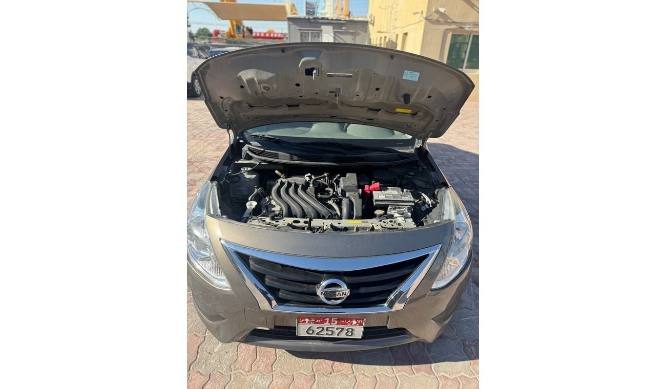 Nissan Sunny SV