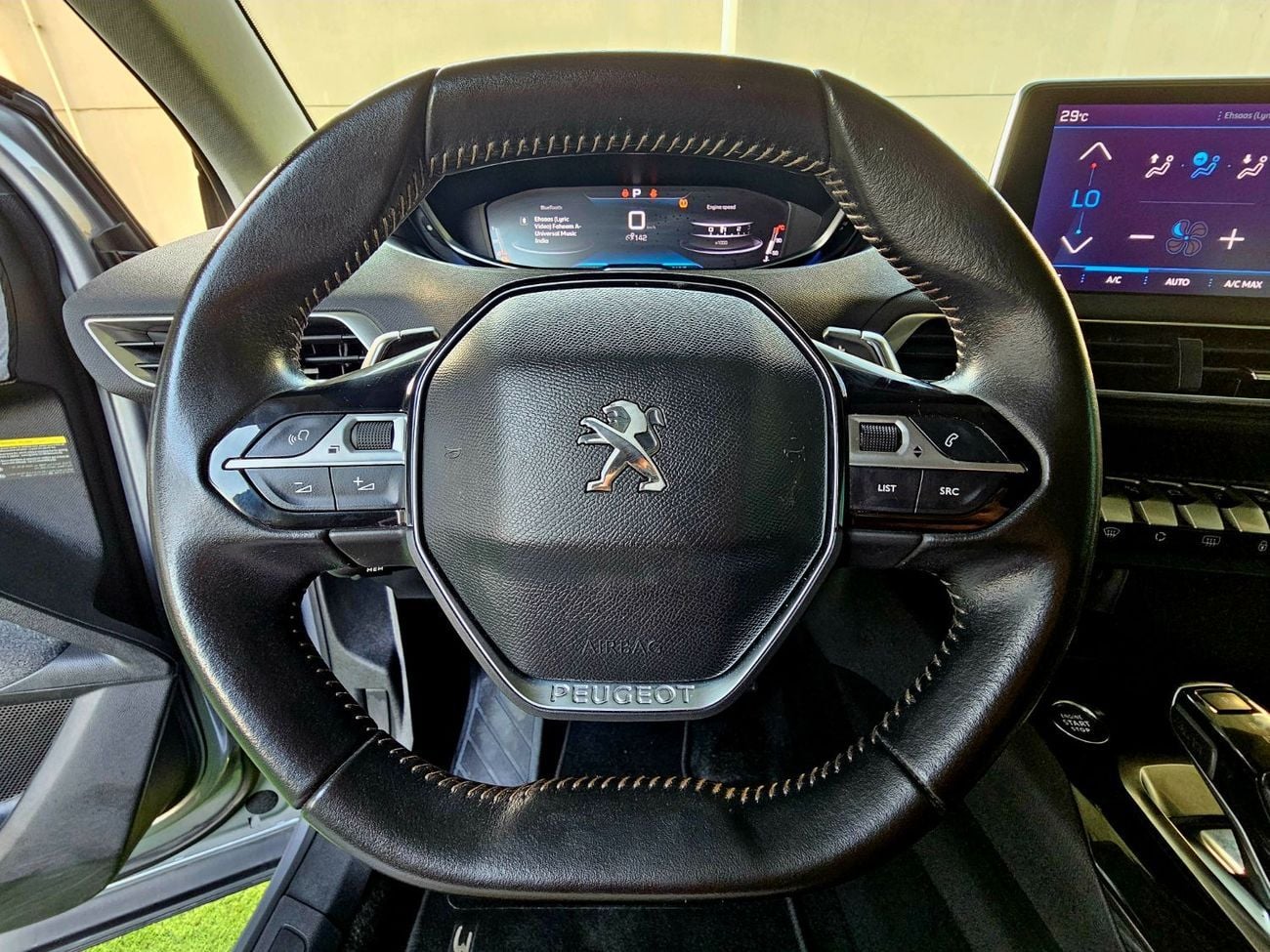 بيجو 3008 / 1.6 V4/ ORIGINAL PAINT/ SINGLE OWNER/ LOW KMS