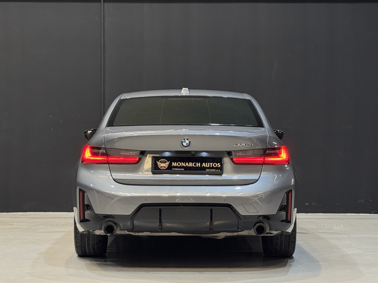 BMW 330i M SPORT