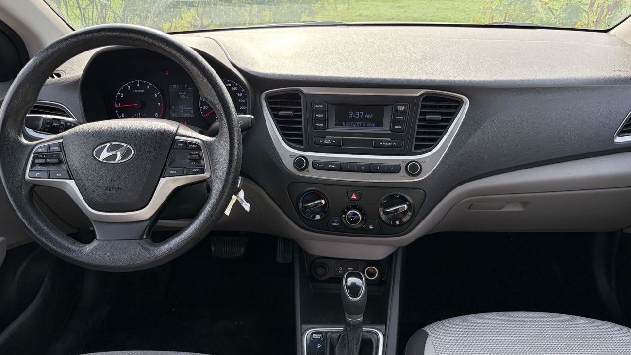 Hyundai Accent GL 1.6L (138 HP) Sedan FREE REGISTRATION | NO CONVENIENCE FEES | UNDER WARRANTY | 0% DOWN PAYMENT |