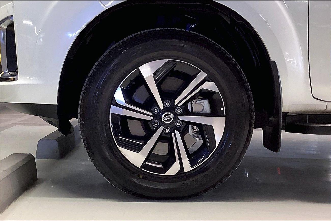 Nissan XTerra Platinum | Guaranteed Warranty | 0 Down Payment