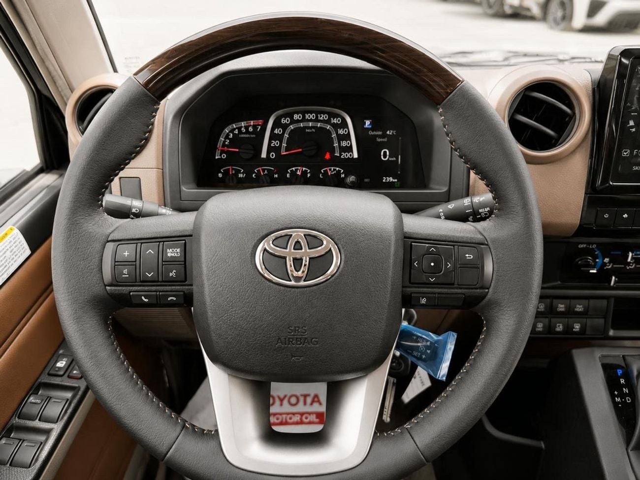 Toyota Land Cruiser LX