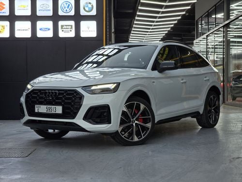 أودي Q5 S-line Quatro original waranty and service contract tell 2028 (This car is not flood damaged)