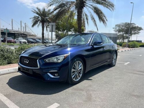 Infiniti Q50 Luxe 3.0L