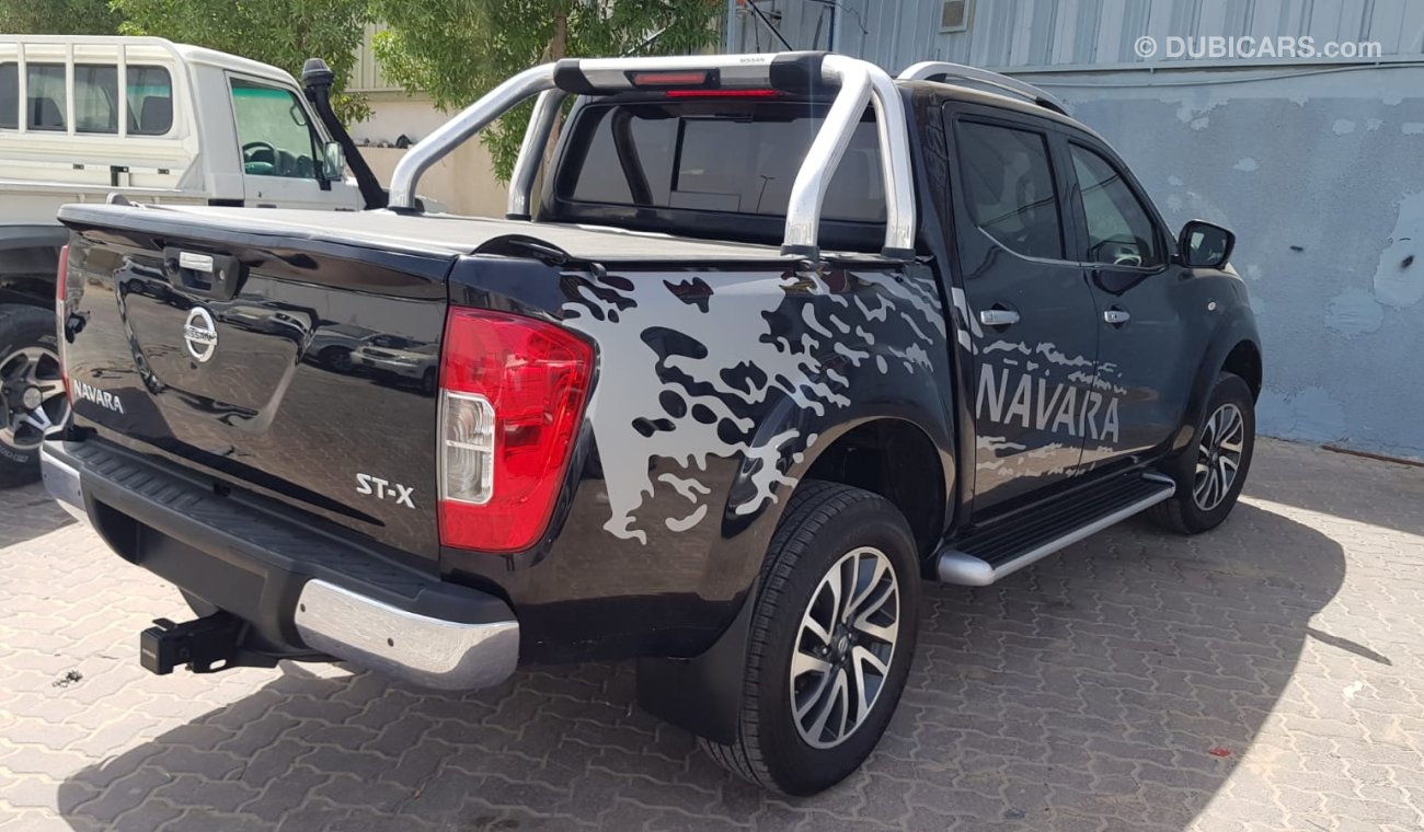 Nissan Navara RIGHT HAND 4x4 FULL OPTION