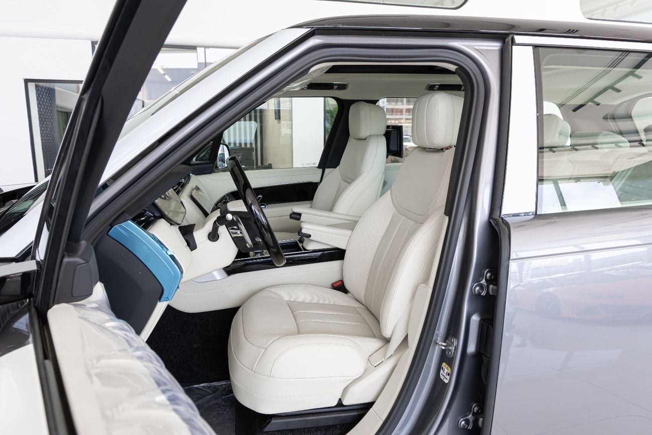 Land Rover Range Rover Range Rover Vogue | HSE P530 | Black Edition | GCC Specs | 2026  | ( EXPORT)