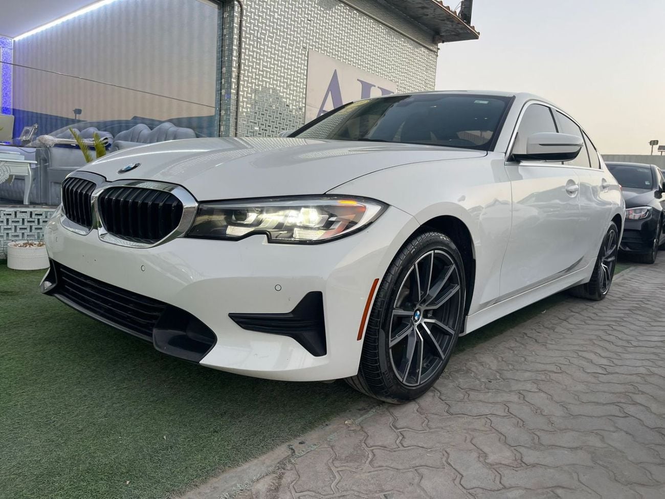 BMW 330i M SPORT