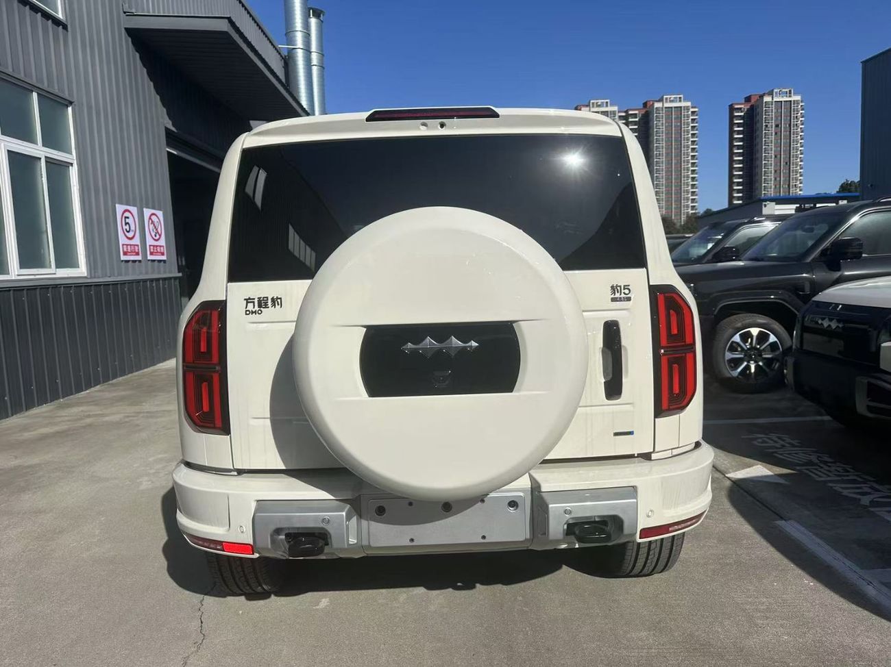 بي واي دي ليوبارد 5 EXPORT PRICE