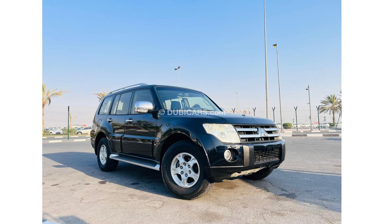 ميتسوبيشي باجيرو 2008 MITSUBISHI PAJERO Gcc  FULL OPTION / EXPORT ONLY