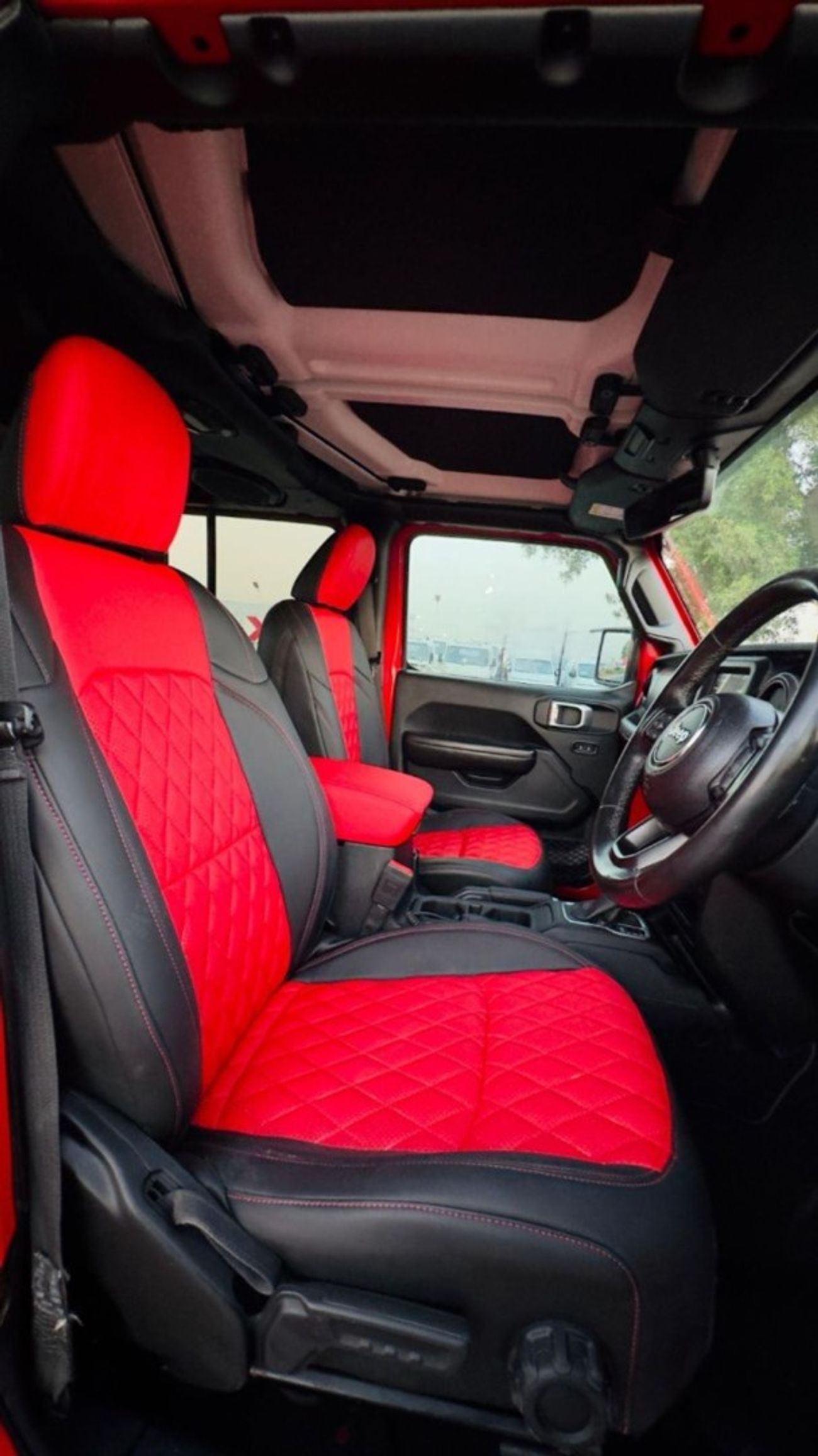 Jeep Wrangler NUDGE BAR WITH LED STRIP LIGHTS | 3.6L PETROL ENGINE | PUSH START | 2019 | RHD | AT | 4WD | REAR VIE