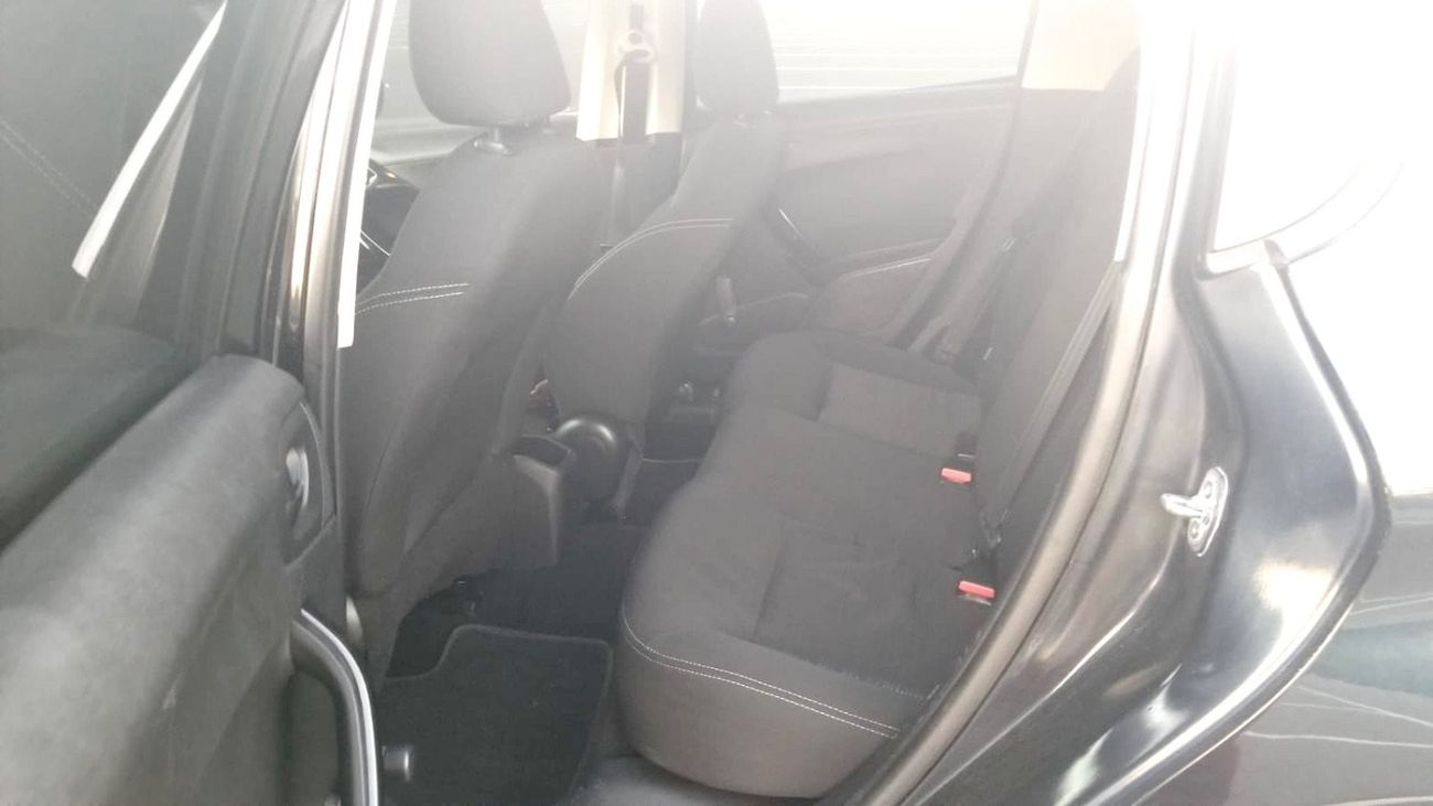 بيجو 208 اليور