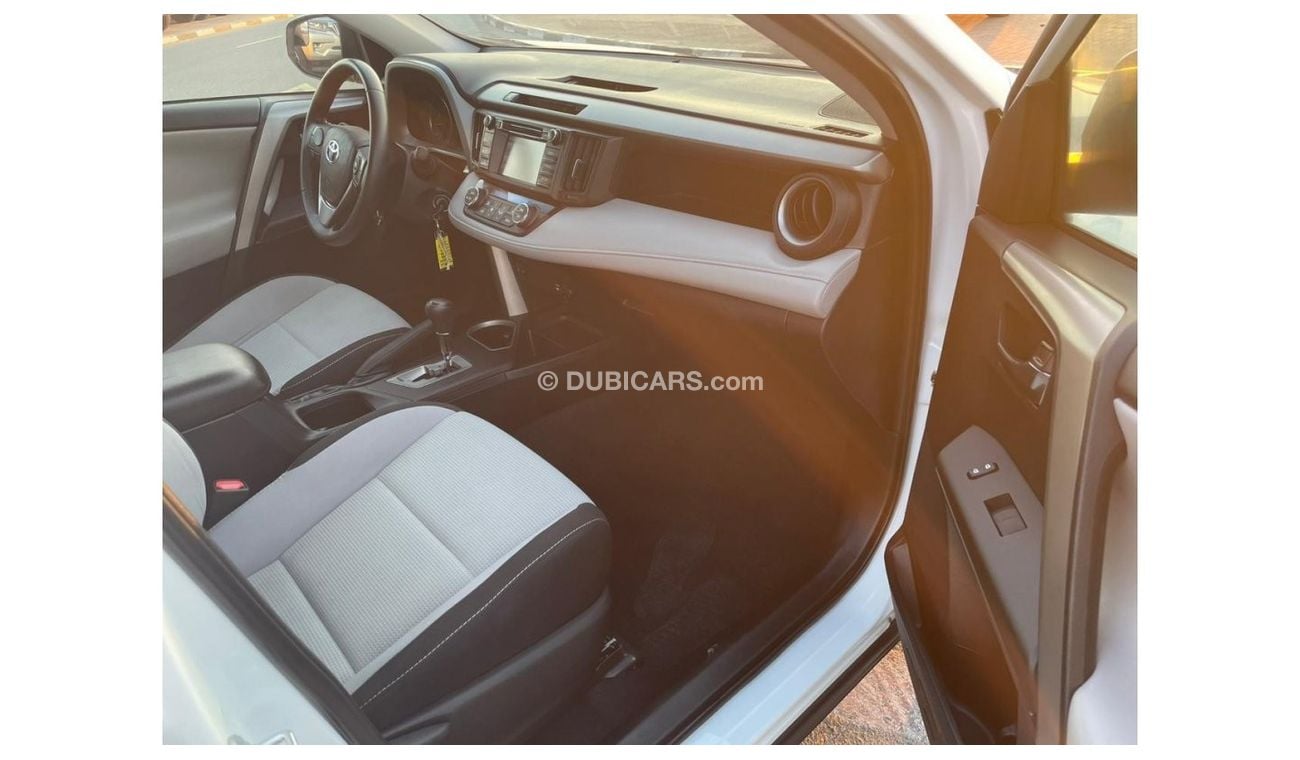 تويوتا راف ٤ 2018 Toyota Rav4 XLE With Sunroof  / EXPORT ONLY / فقط للتصدير