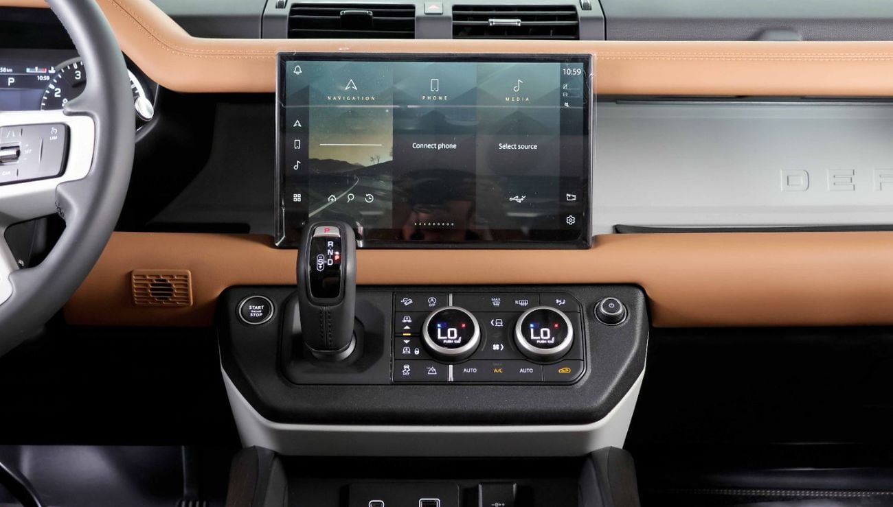 Land Rover Defender 130 P400 X Dynamic - Brand New - Full Option